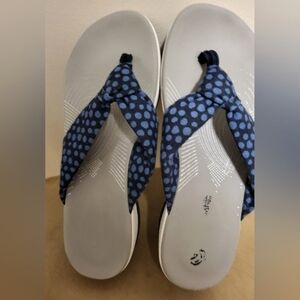 Clarks Cloudsteppers Sandal/Flip Flops